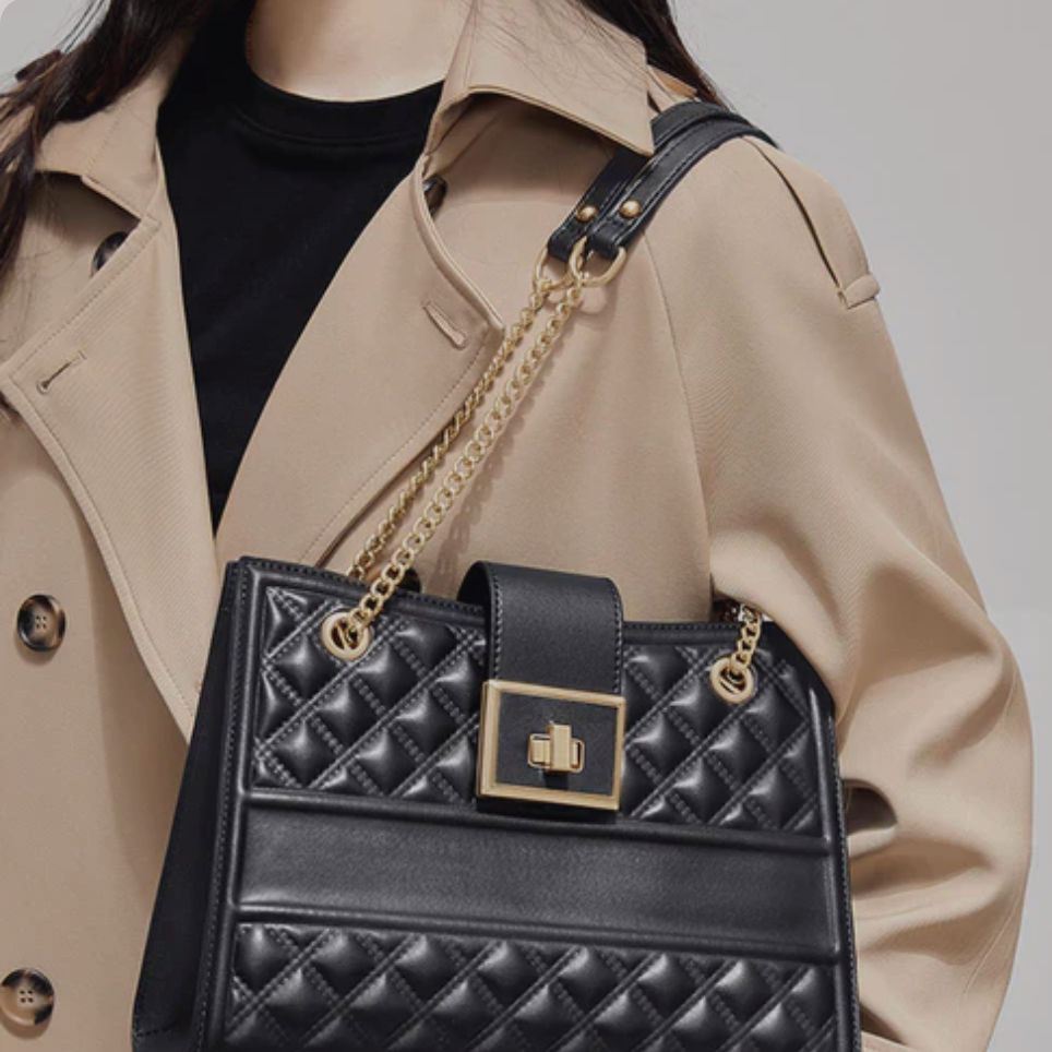 Diamond chain shoulder bag (BUY 1 GET 1 FREE)