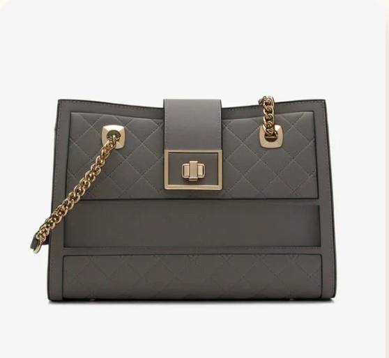 Diamond chain shoulder bag (BUY 1 GET 1 FREE)